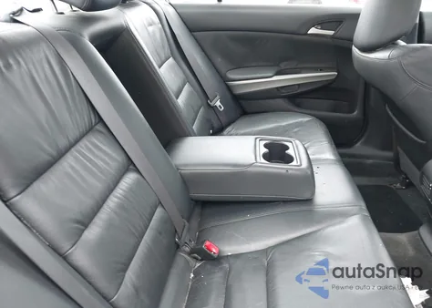 2010 Honda Accord 2.4 Ex-L из США, поврежденный, VIN 1HGCP2F88AA044553